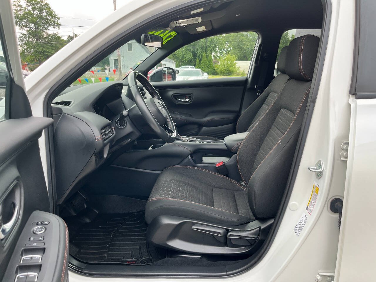 Used 2023 Honda HR-V Sport image 20
