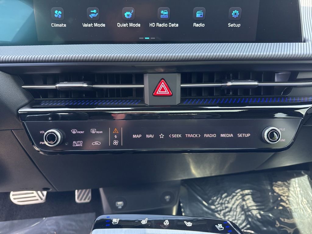 Used 2023 Kia EV6 GT-Line image 16