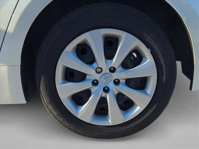 Used 2024 Toyota Corolla LE image 9