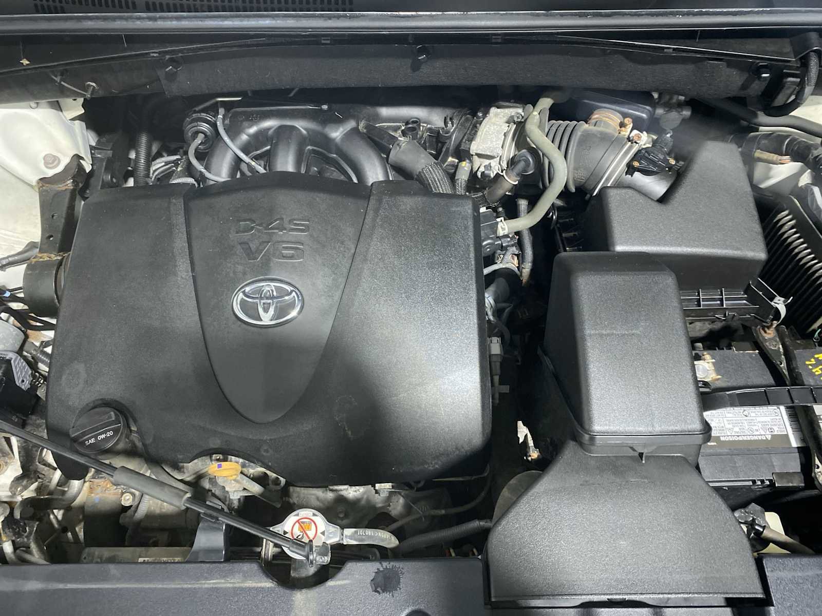 Used 2019 Toyota Highlander Plus AWD/4WD image 9