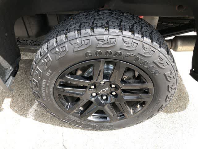Used 2022 Chevrolet Silverado 1500 LT Trail Boss w/ Convenience Package II AWD/4WD image 12