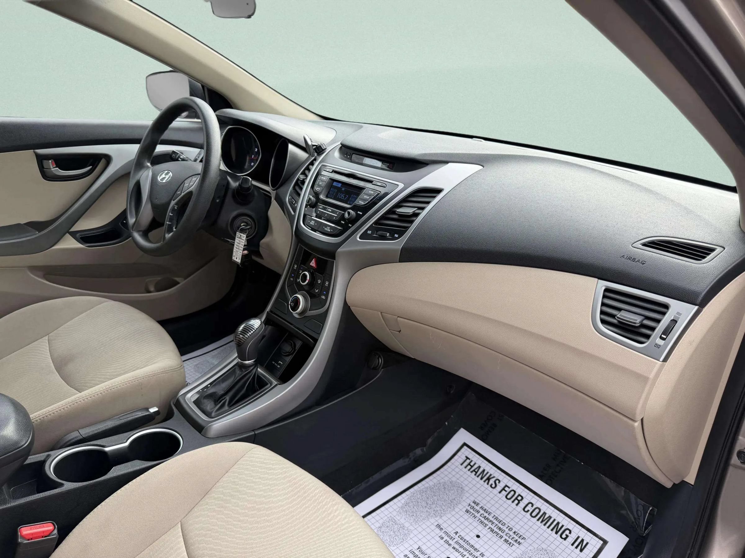 Used 2015 Hyundai Elantra SE FWD image 15