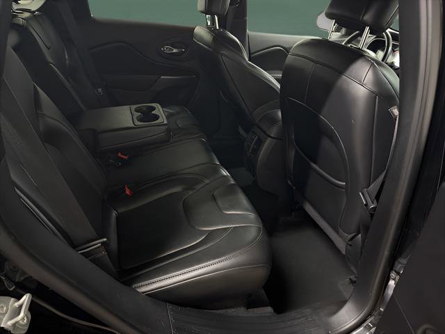 Used 2020 Jeep Cherokee Limited image 14