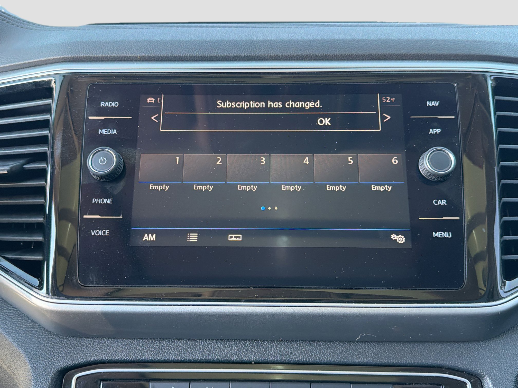 Used 2018 Volkswagen Atlas SEL Premium image 30