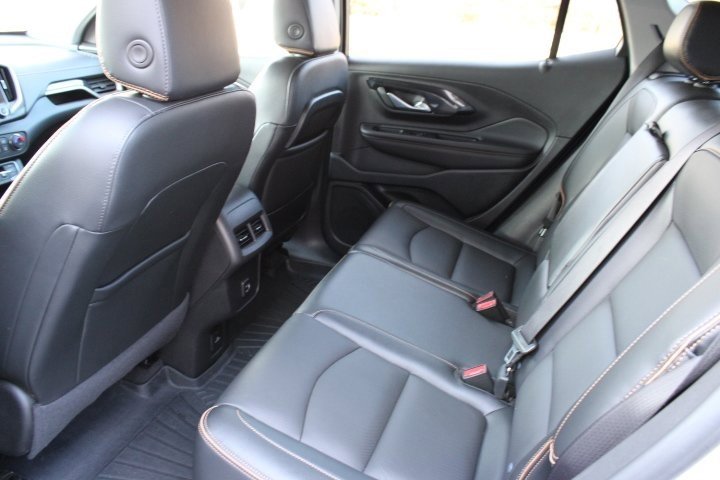 Used 2024 GMC Terrain AT4 image 20