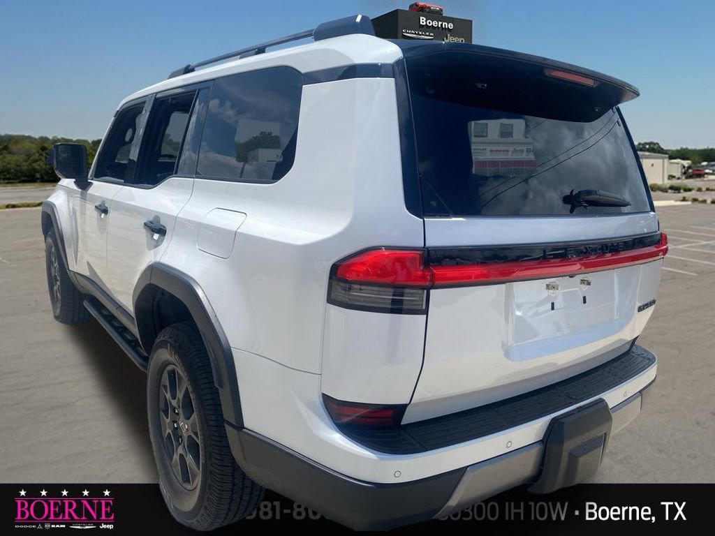 Used 2024 Lexus GX 550 AWD/4WD image 9