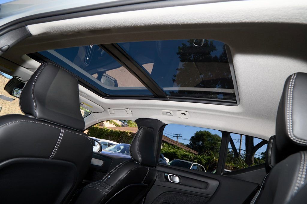 New 2026 Volvo XC40 B5 Ultra w/ Climate Package image 22