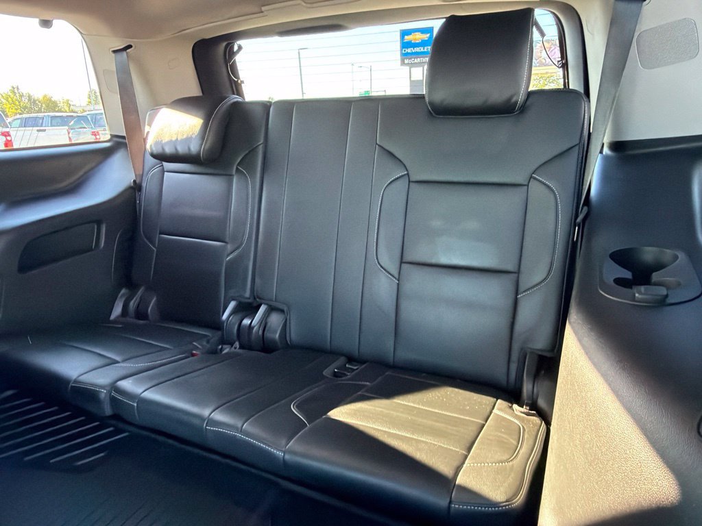 Used 2019 Chevrolet Tahoe LT w/ Luxury Package AWD/4WD image 15
