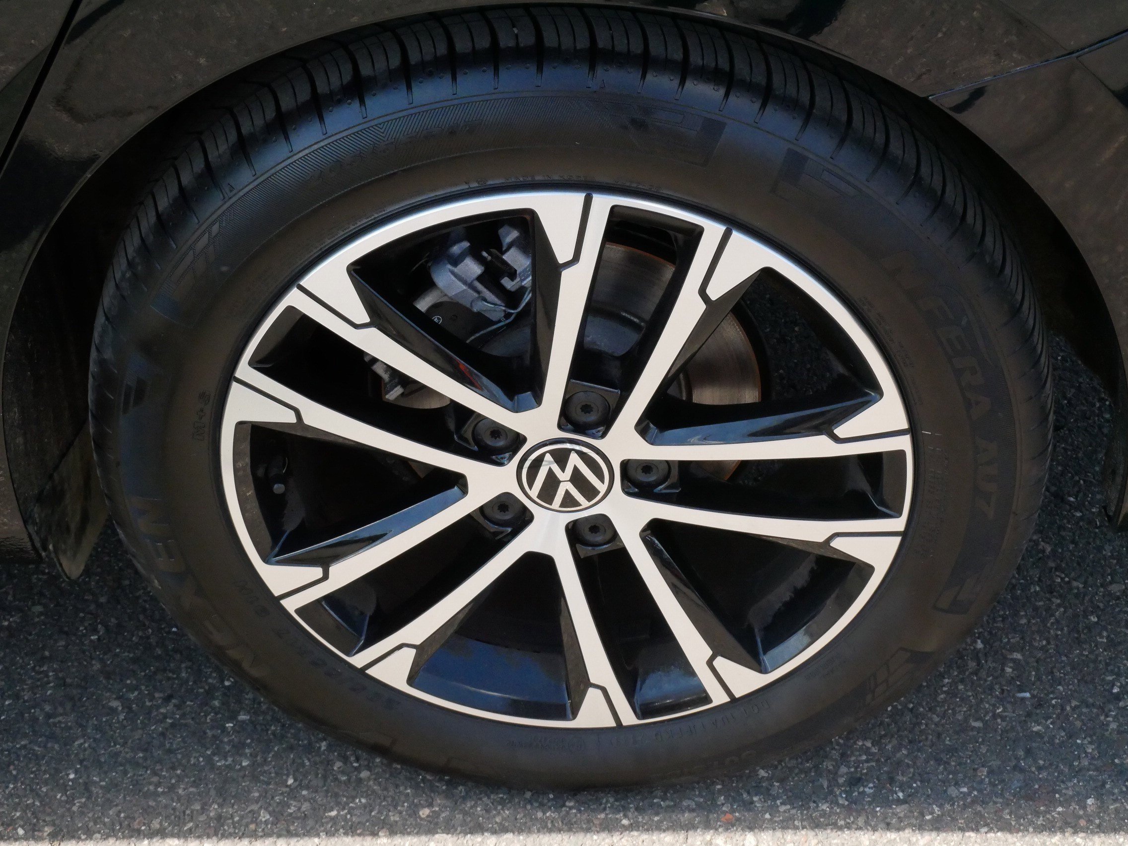 Certified 2024 Volkswagen Jetta Sport FWD image 15