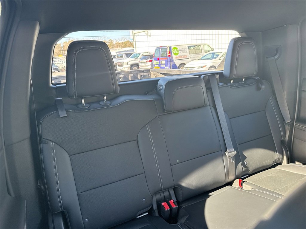 Used 2025 Chevrolet Silverado EV LT image 31