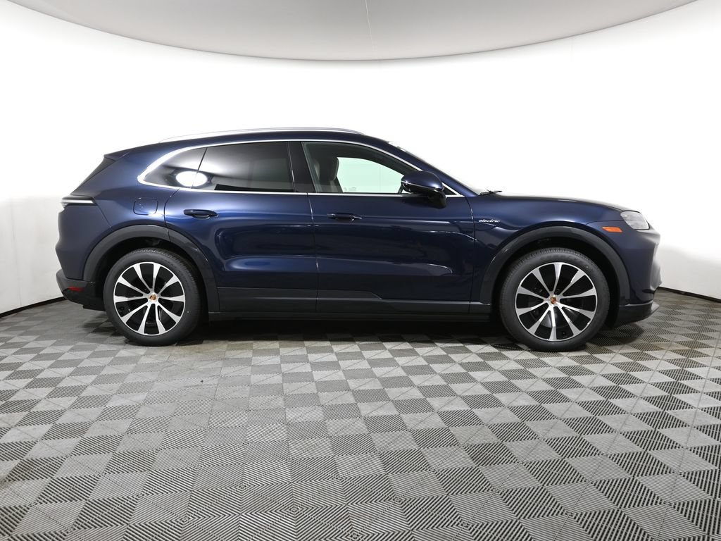 New 2026 Porsche Cayenne Electric AWD/4WD image 8