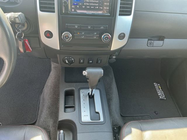 Used 2012 Nissan Xterra PRO-4X w/ Pro-4x Leather Pkg AWD/4WD image 11