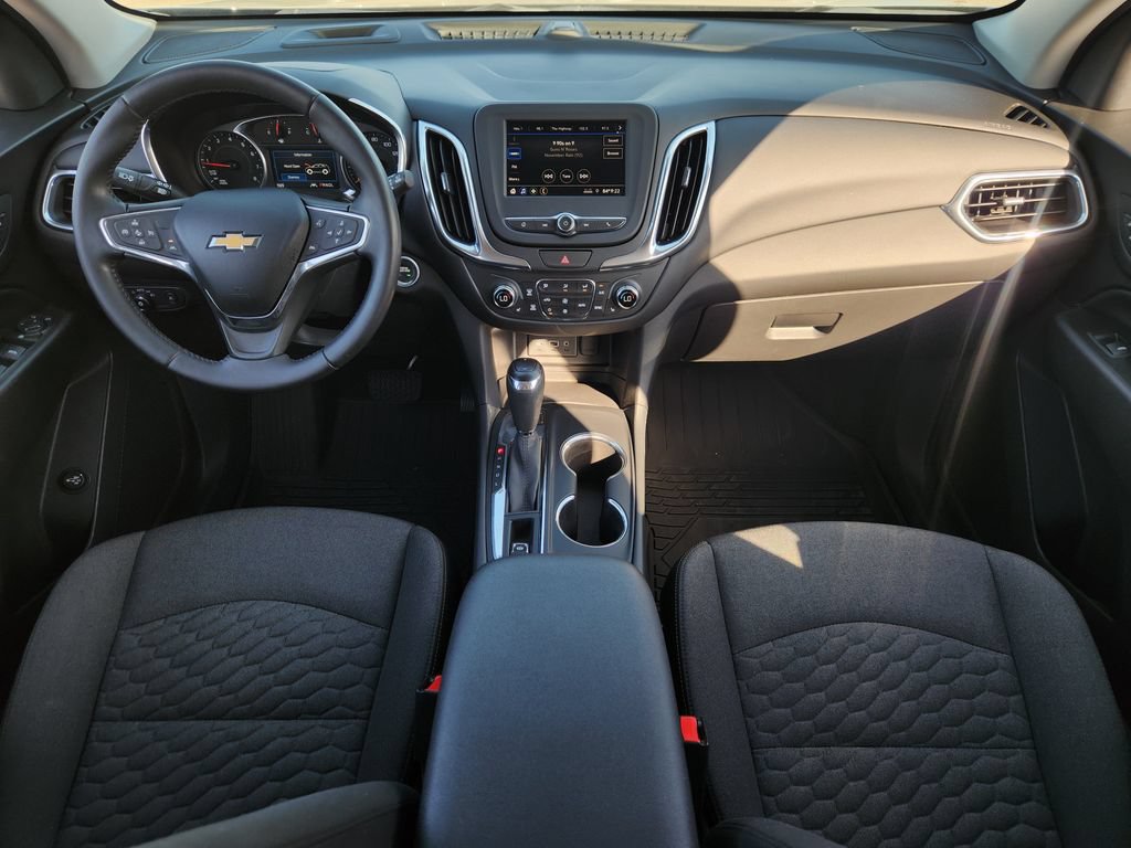 Used 2020 Chevrolet Equinox LT FWD image 26