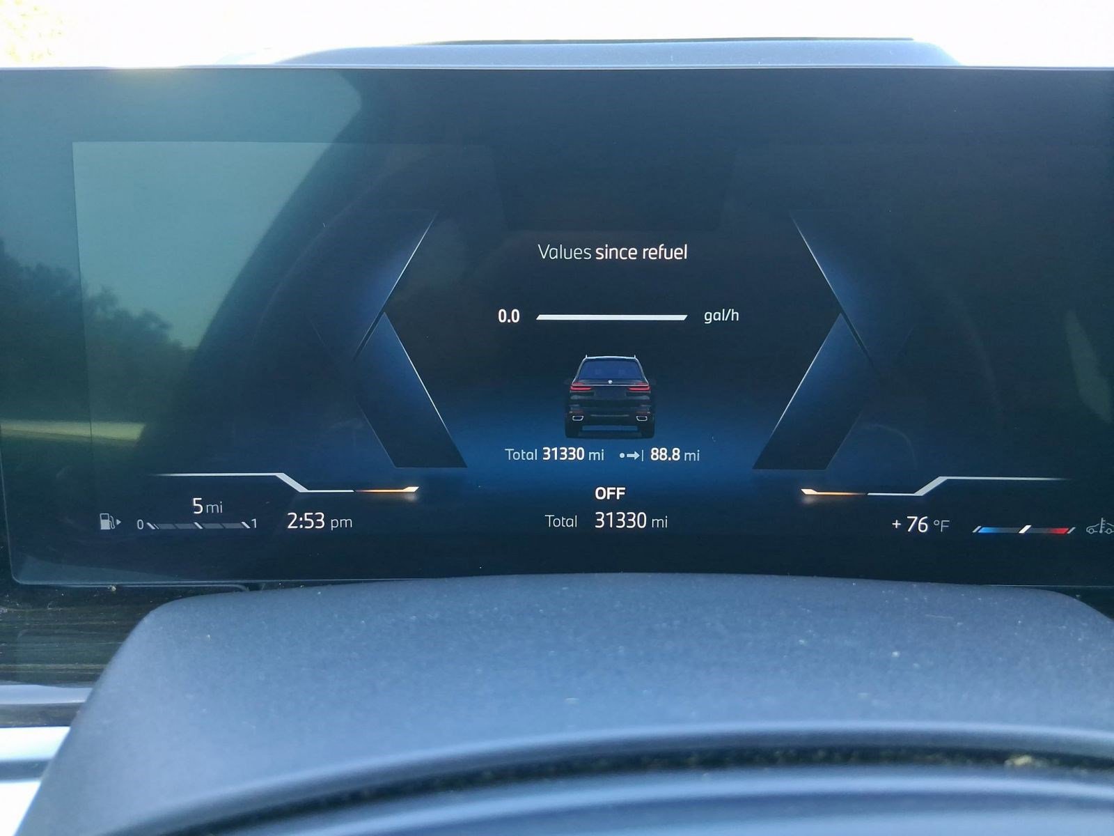 Certified 2024 BMW X7 xDrive40i w/ Premium Package image 19