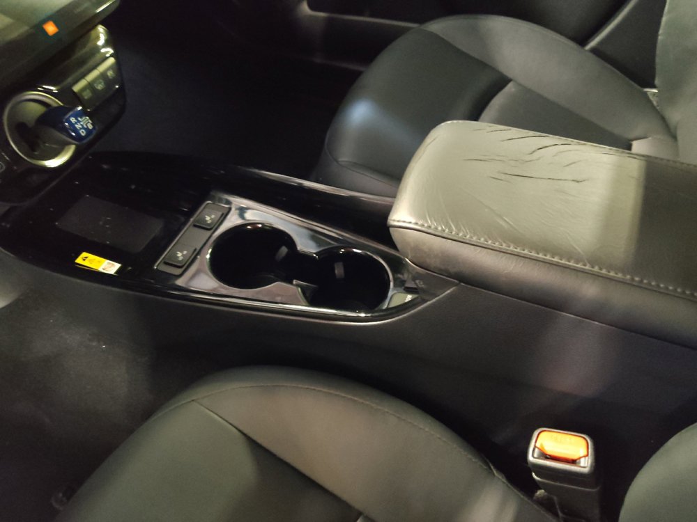 Used 2020 Toyota Prius Prime Limited FWD image 26