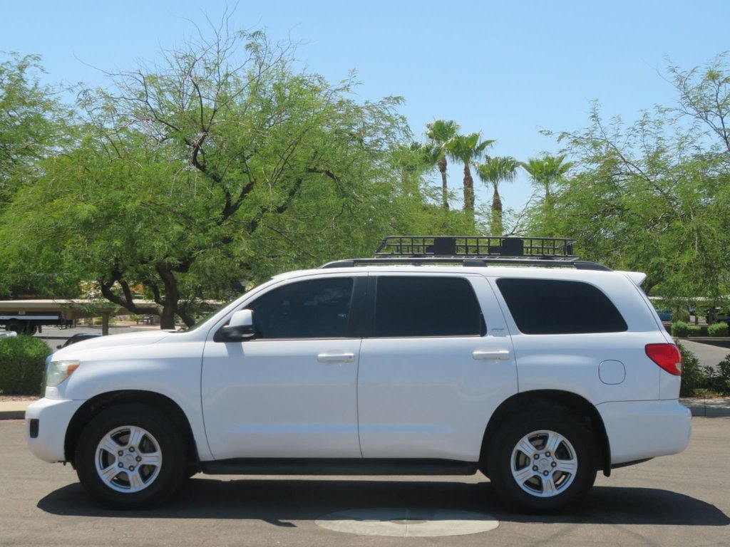 Used 2015 Toyota Sequoia SR5 AWD/4WD image 2