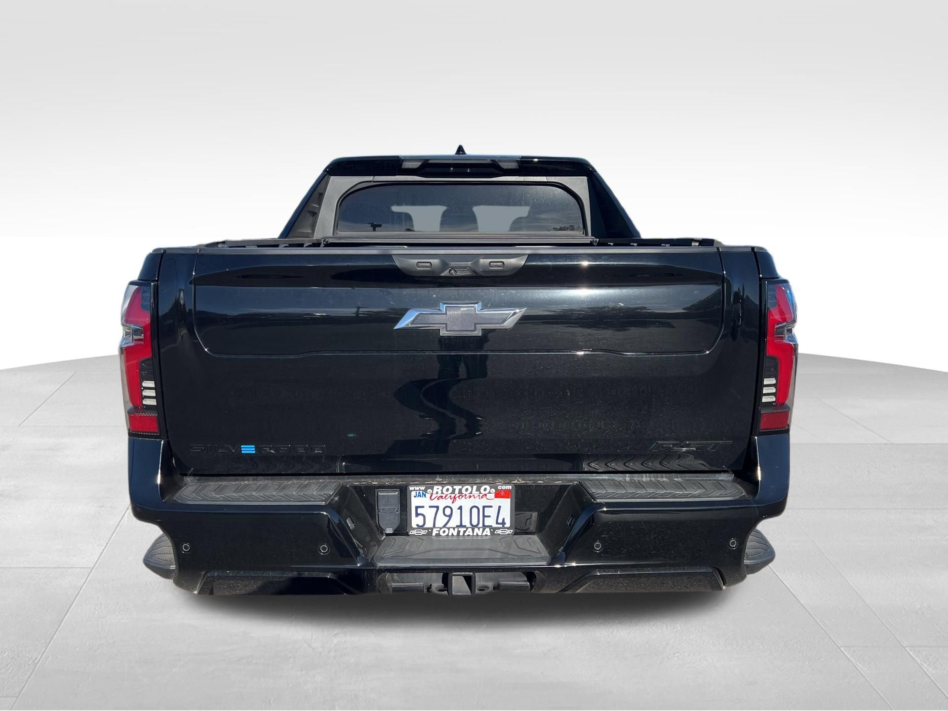 Used 2024 Chevrolet Silverado EV RST AWD/4WD image 6