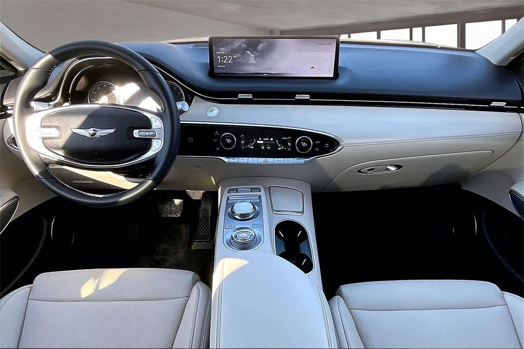 Used 2023 Genesis GV70 2.5T Select w/ Select Package image 7