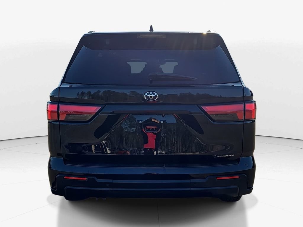 Used 2025 Toyota Sequoia SR5 image 6