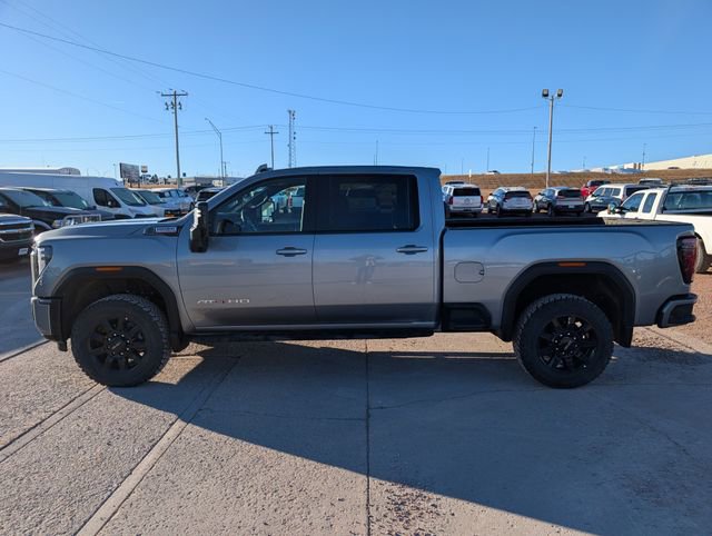 Used 2025 GMC Sierra 3500 AT4 w/ AT4 Premium Plus Package image 11
