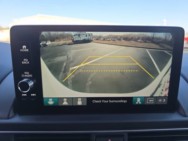 New 2025 Honda Pilot Touring image 23