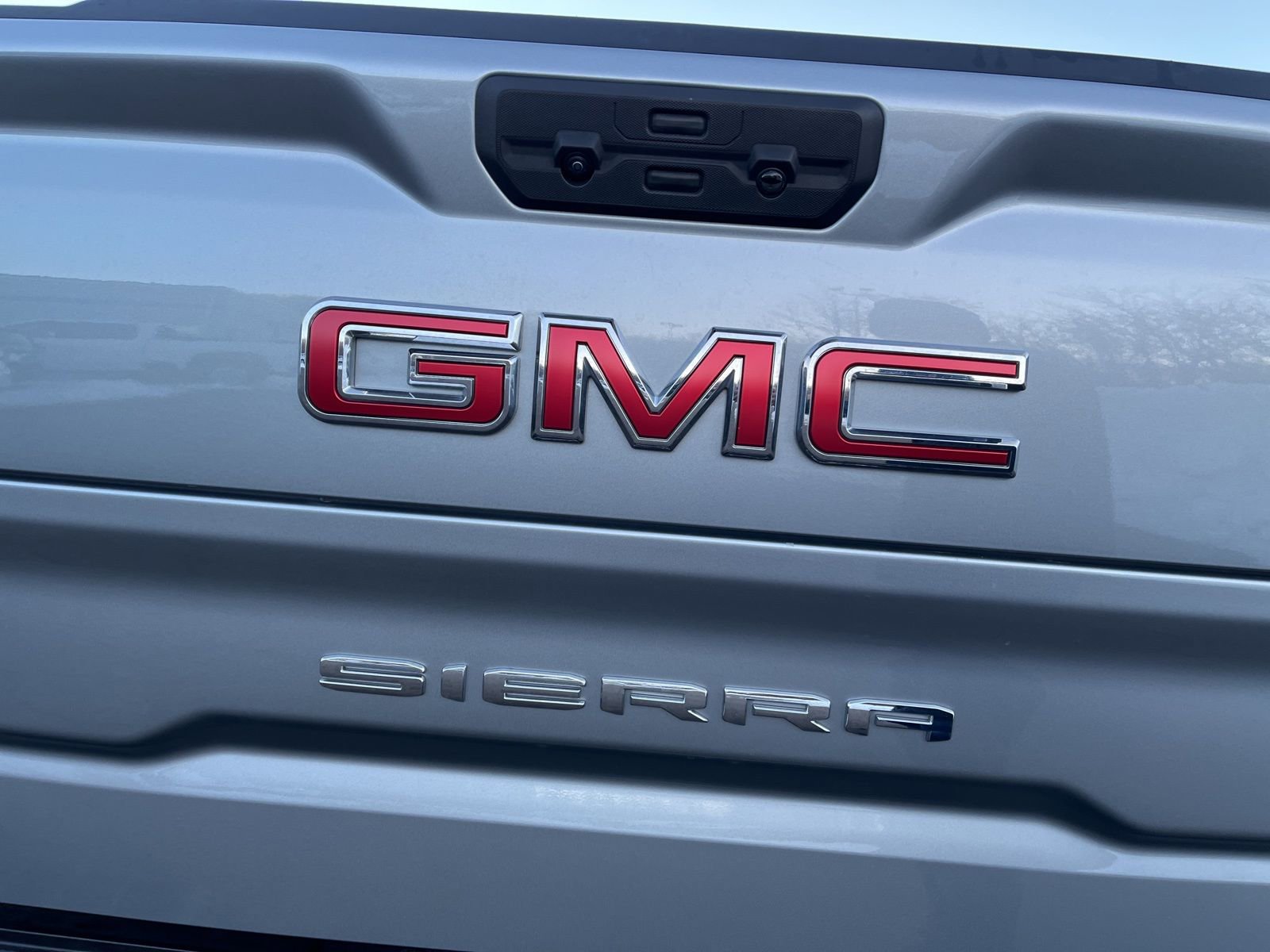 Certified 2025 GMC Sierra 1500 SLT image 20