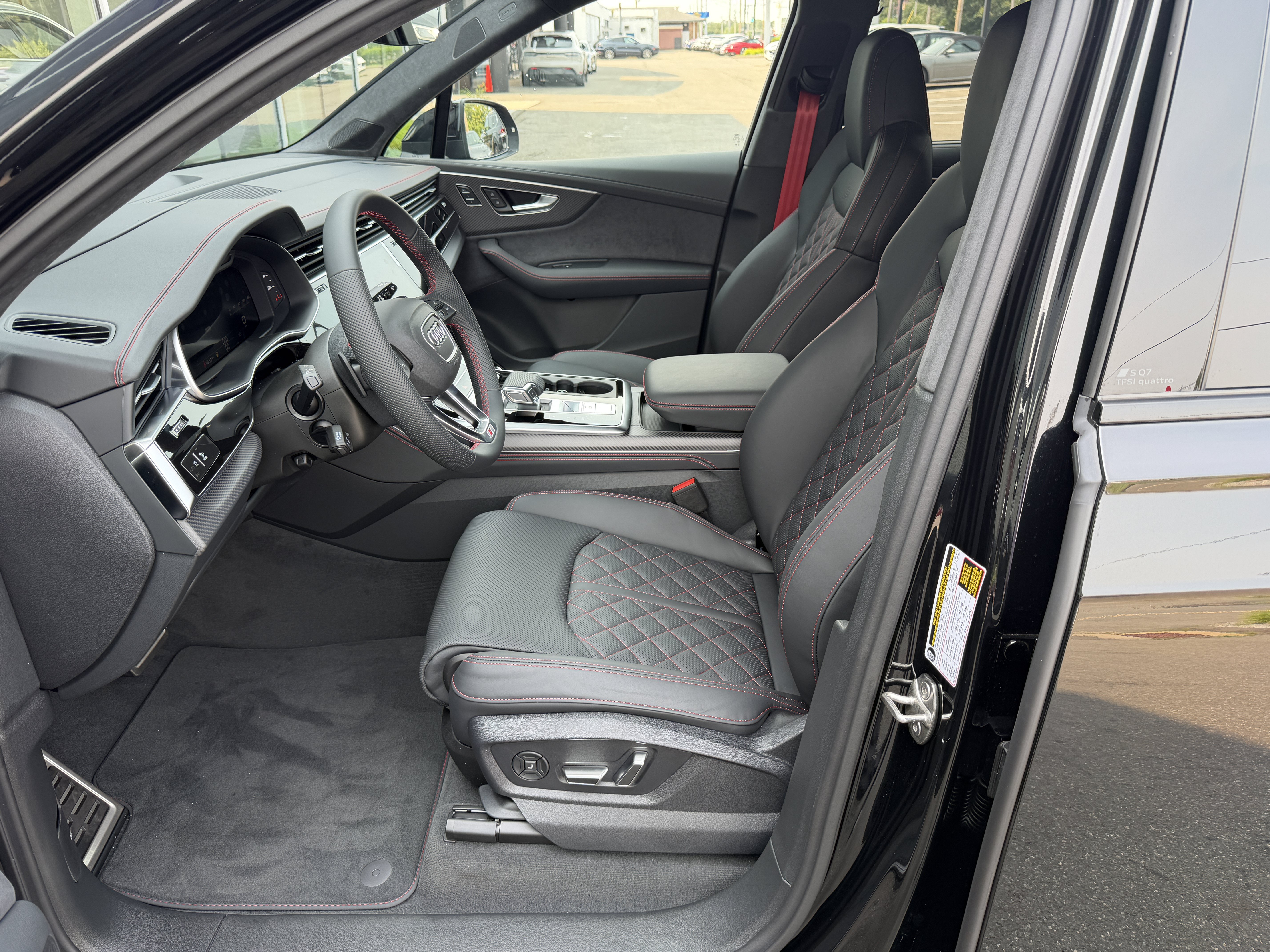 New 2026 Audi SQ7 Prestige AWD/4WD image 5