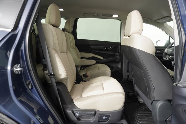 Used 2025 Subaru Ascent Premium image 27