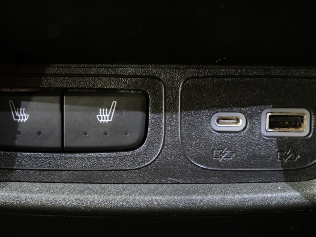 Used 2019 Cadillac XT4 Premium Luxury w/ Cold Weather Package image 27