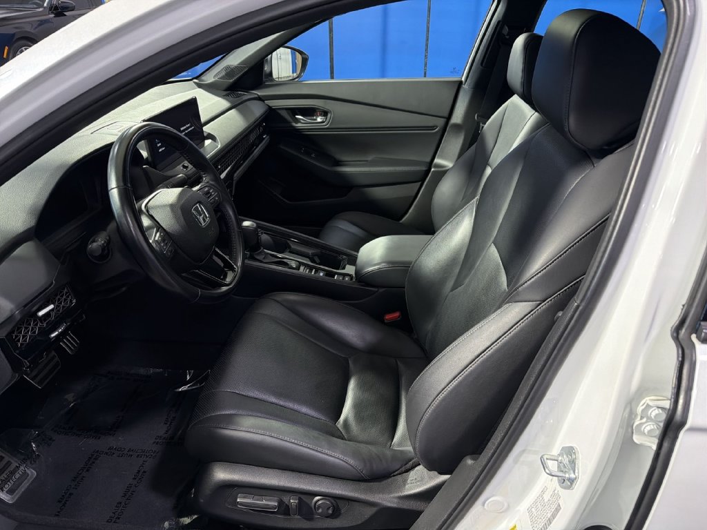 Used 2025 Honda Accord Sport image 19