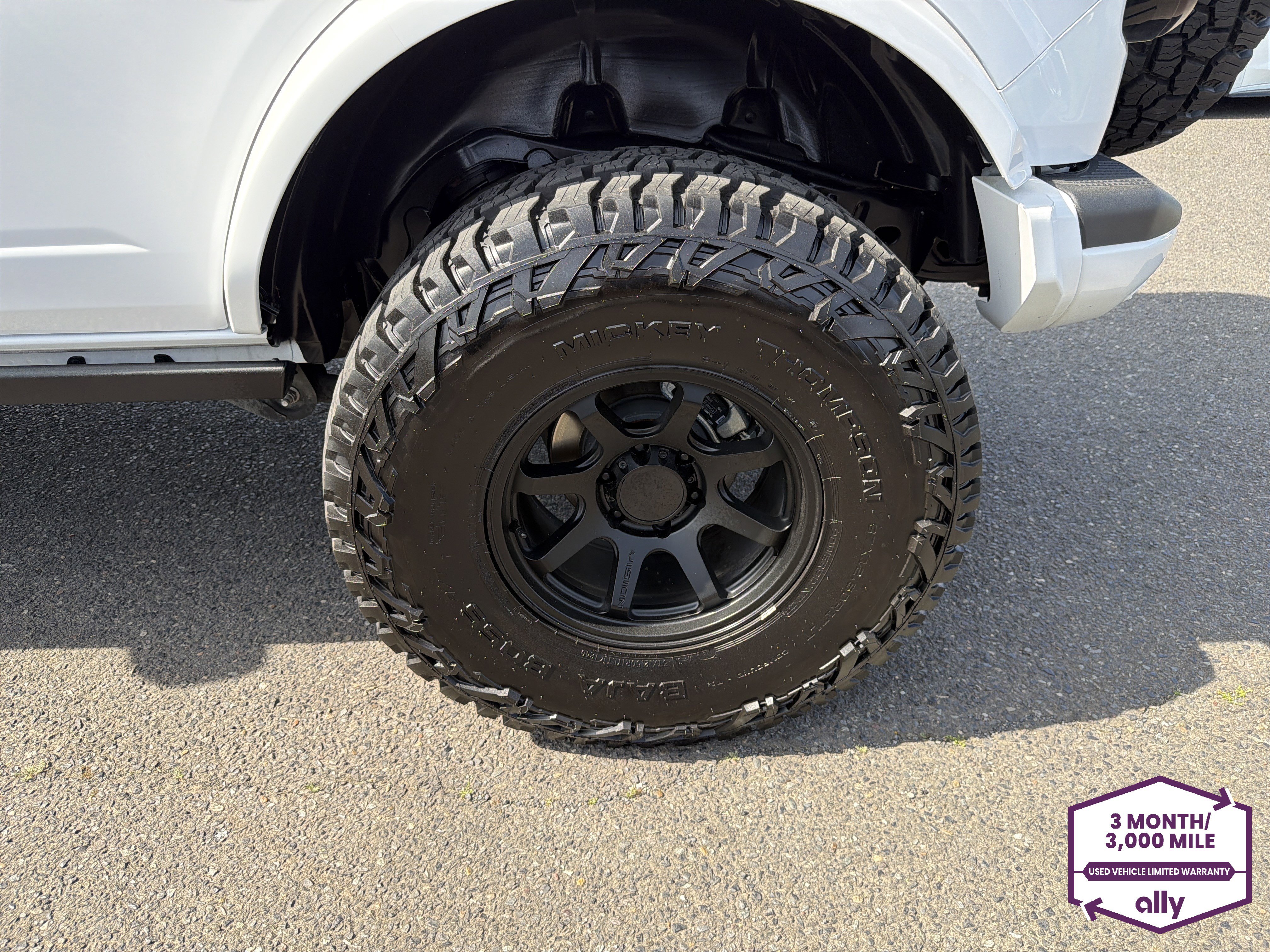 Used 2023 Ford Bronco Badlands w/ Sasquatch Package image 25