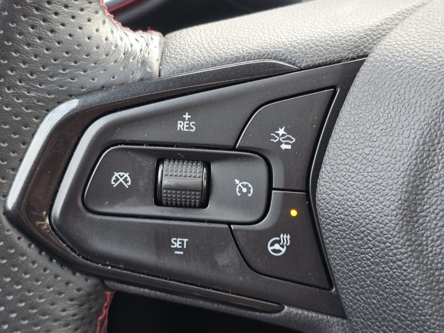 Certified 2023 Chevrolet TrailBlazer RS image 11