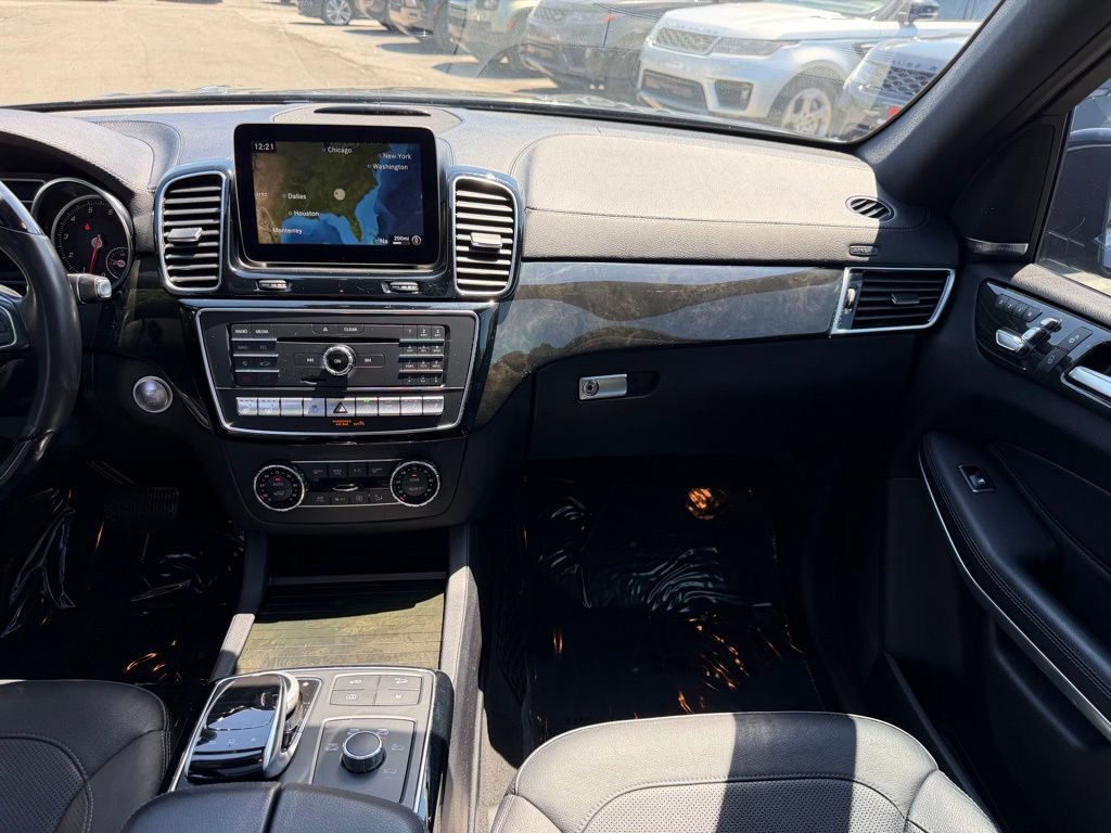 Used 2017 Mercedes-Benz GLS 550 4MATIC image 29