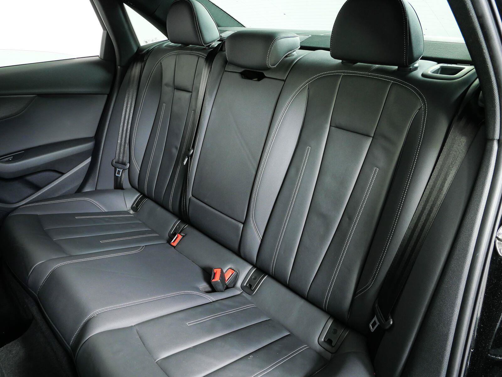 Used 2021 Audi A4 2.0T Premium w/ Convenience Package AWD/4WD image 17