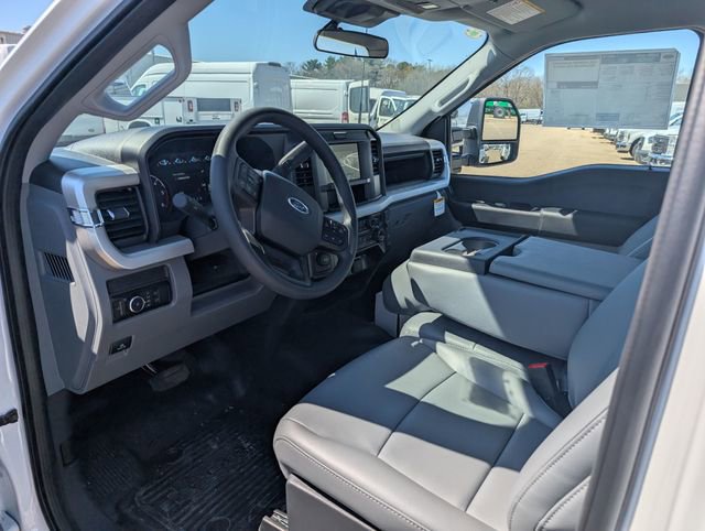 New 2026 Ford F550 4x4 Regular Cab Super Duty image 10
