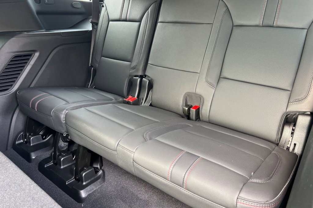 New 2026 Chevrolet Tahoe RST image 12