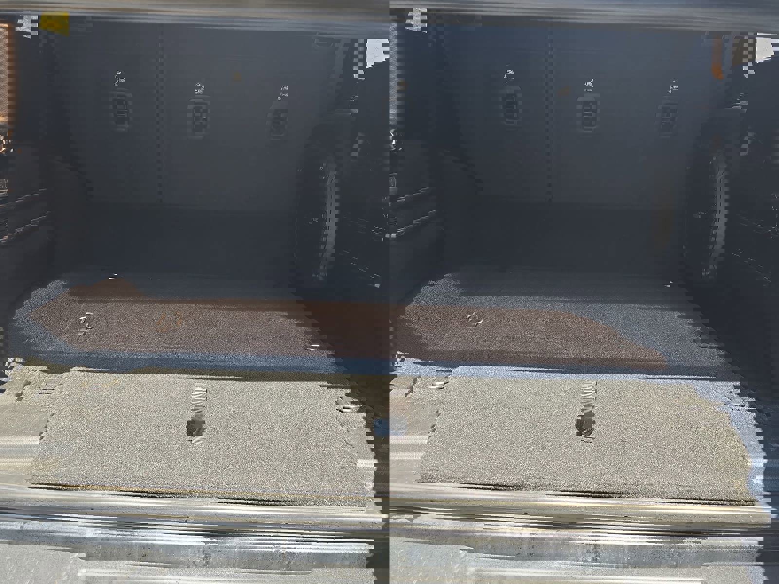 Used 2022 Jeep Wrangler Unlimited Rubicon 4xe w/ Steel Bumper Group image 14