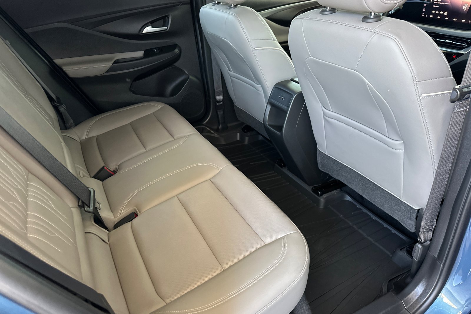 Certified 2024 Buick Envista Avenir FWD image 19
