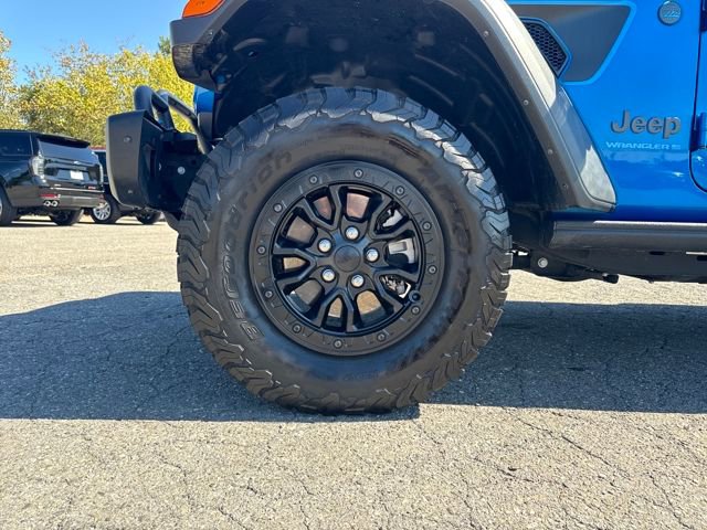 Used 2023 Jeep Wrangler Unlimited Rubicon 4xe image 26