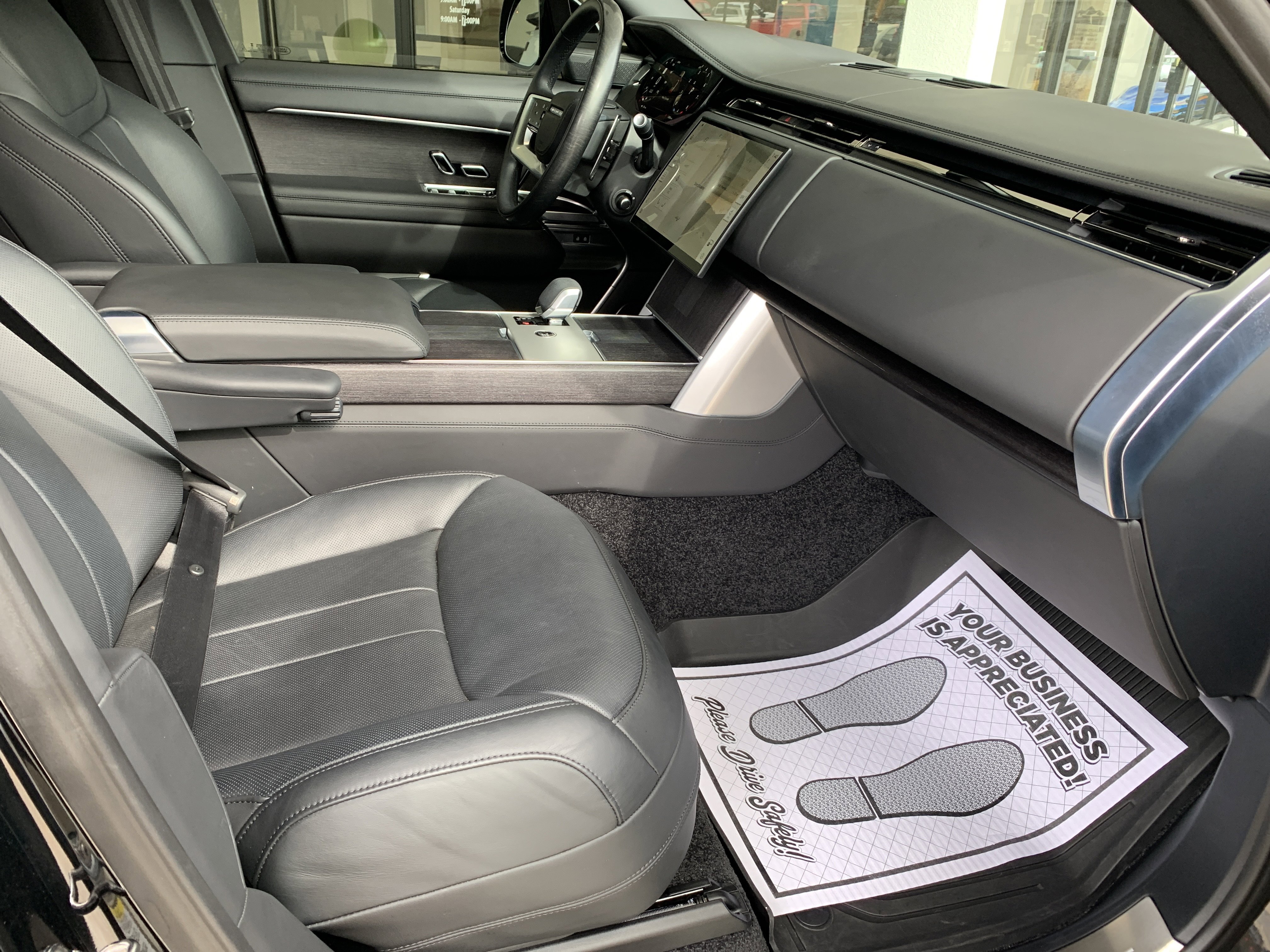 Used 2025 Land Rover Range Rover Autobiography image 41