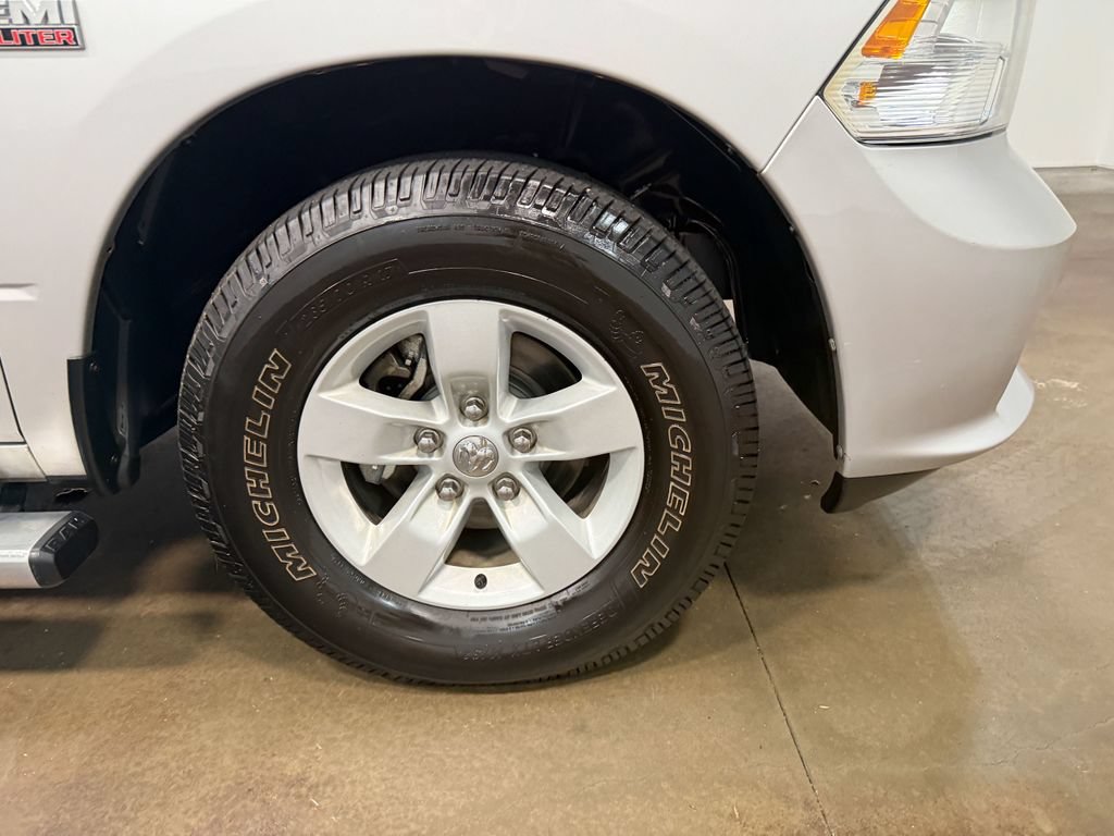 Used 2017 RAM 1500 Express RWD image 87