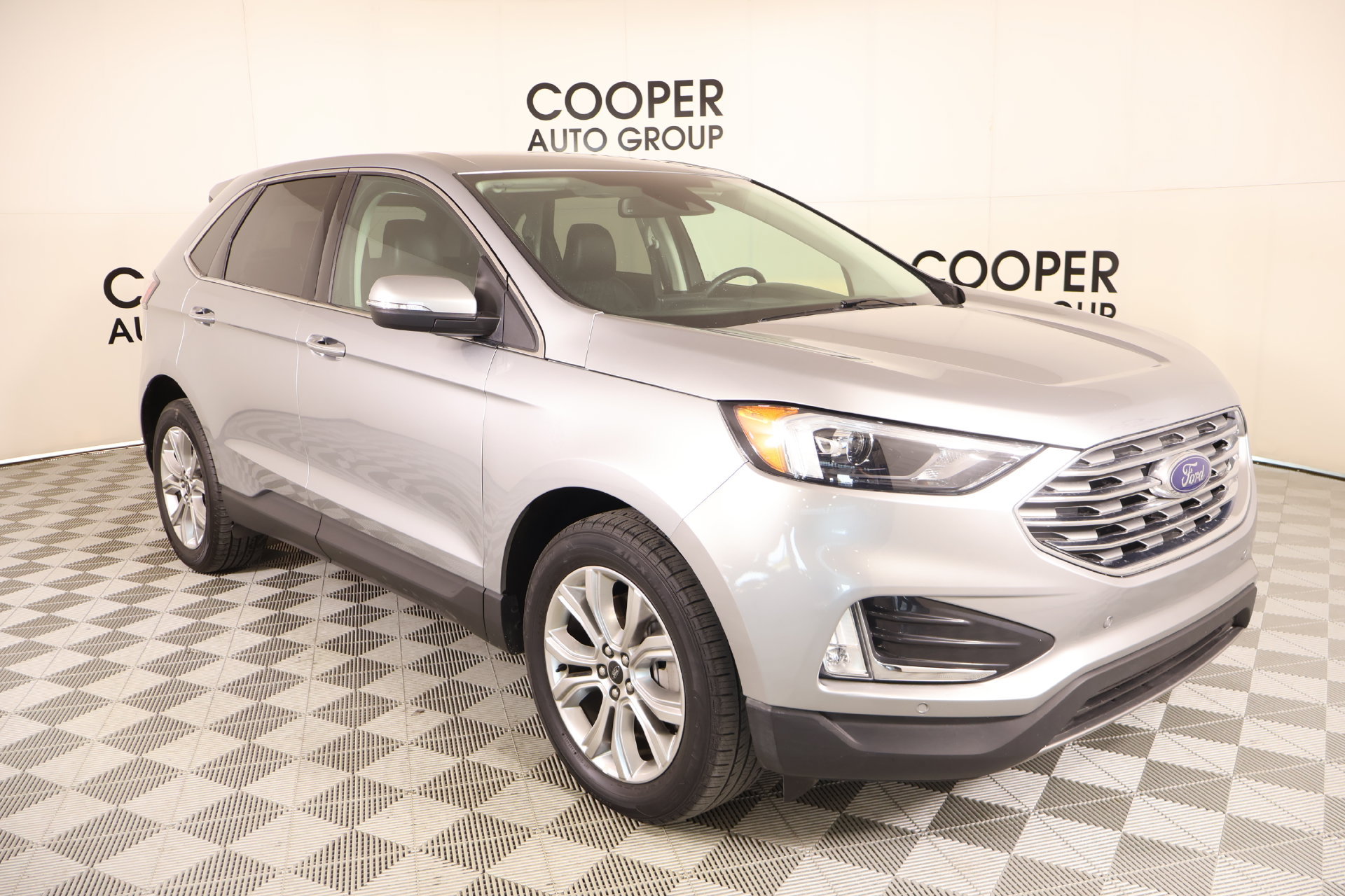 Used 2024 Ford Edge Titanium AWD/4WD image 1