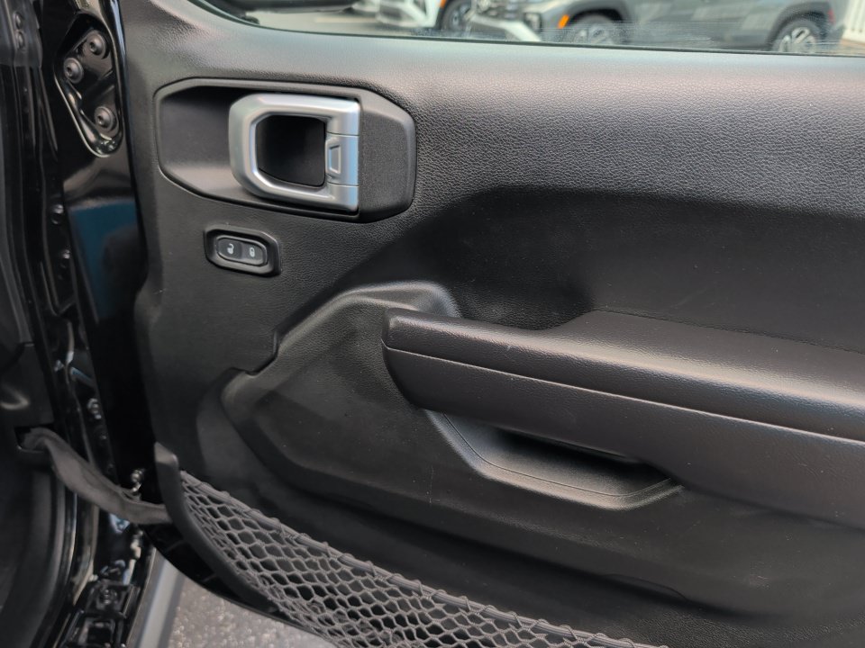 Used 2020 Jeep Wrangler Unlimited Sport AWD/4WD image 35