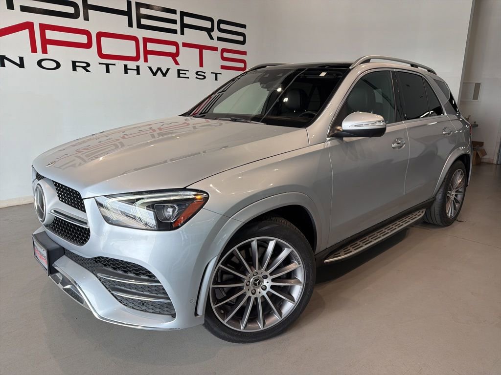 Used 2022 Mercedes-Benz GLE 450 4MATIC w/ AMG Line Exterior image 2