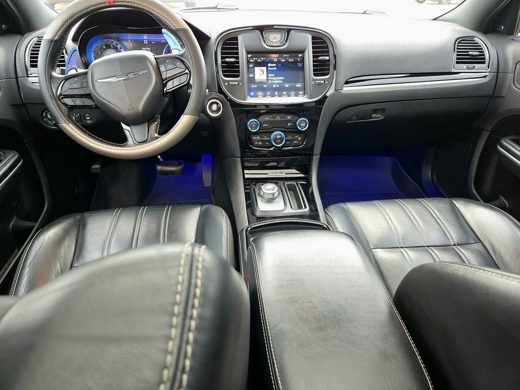 Used 2019 Chrysler 300 S w/ S Model Appearance Package image 8