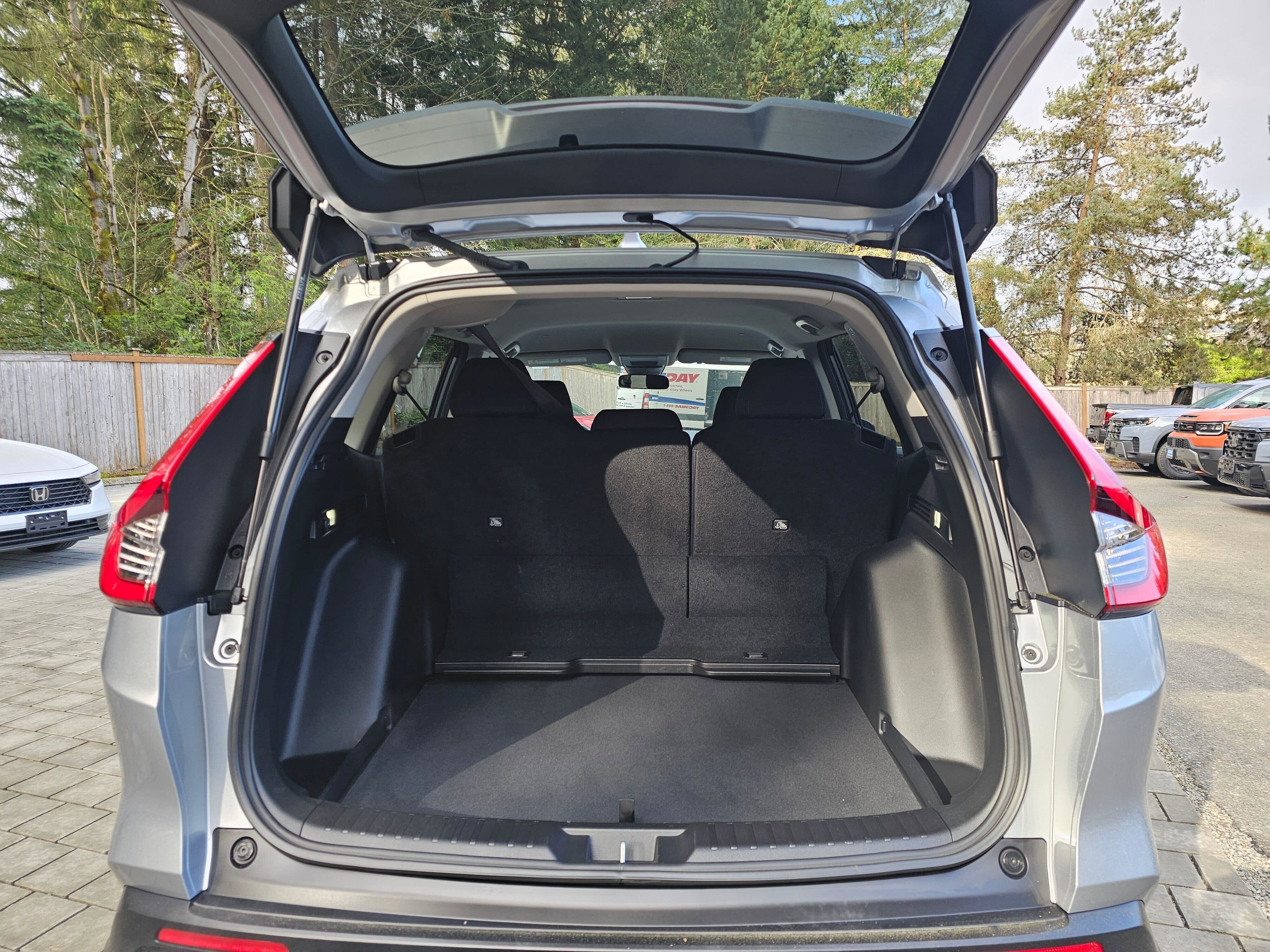 Certified 2025 Honda CR-V LX image 14