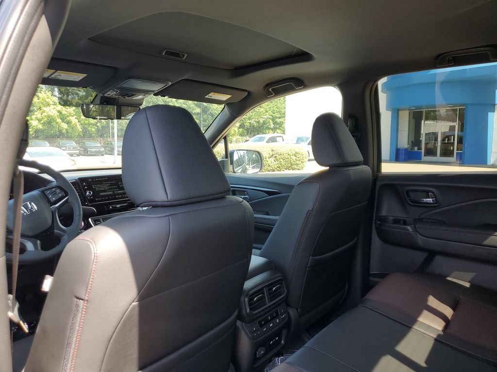 New 2026 Honda Ridgeline Black Edition image 10