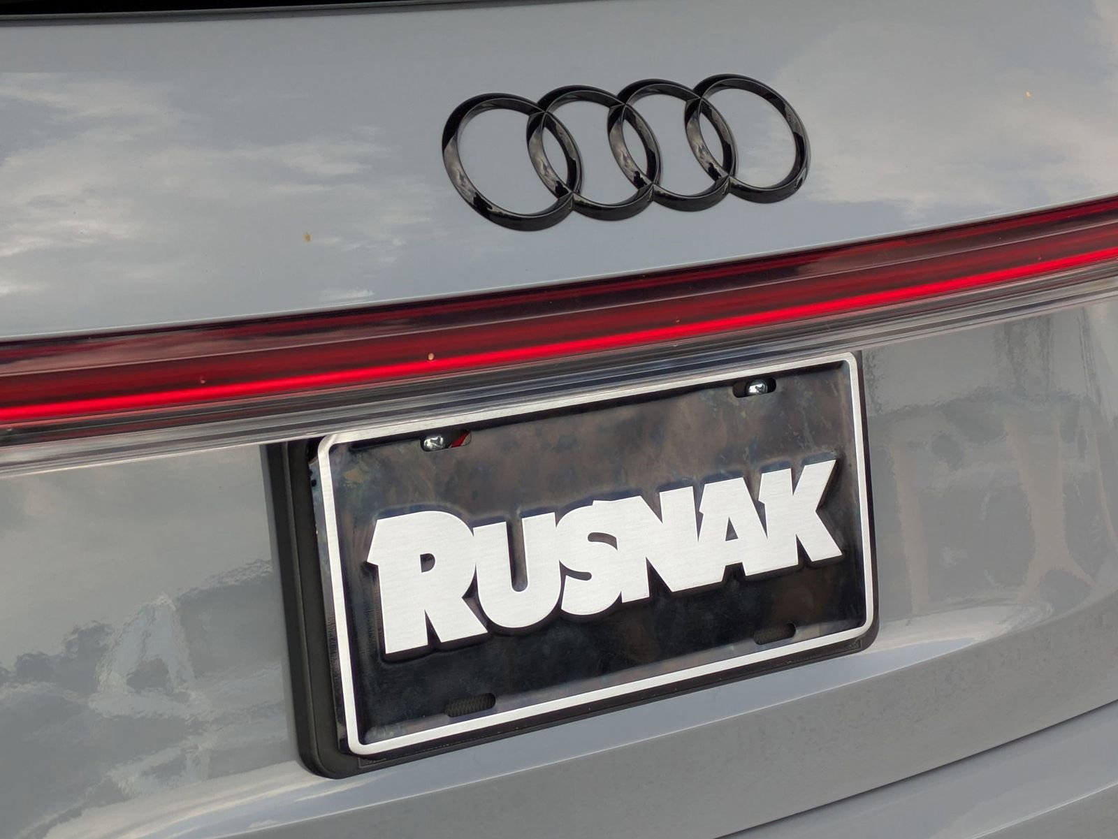 Used 2023 Audi Q4 e-tron Premium Plus w/ Premium Plus AWD/4WD image 19