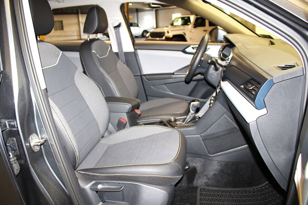 Used 2024 Volkswagen Taos SE AWD/4WD image 30