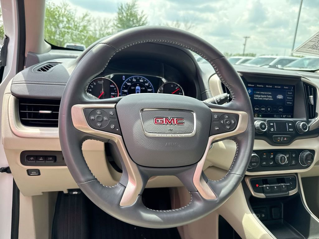 Used 2022 GMC Terrain Denali AWD/4WD image 11